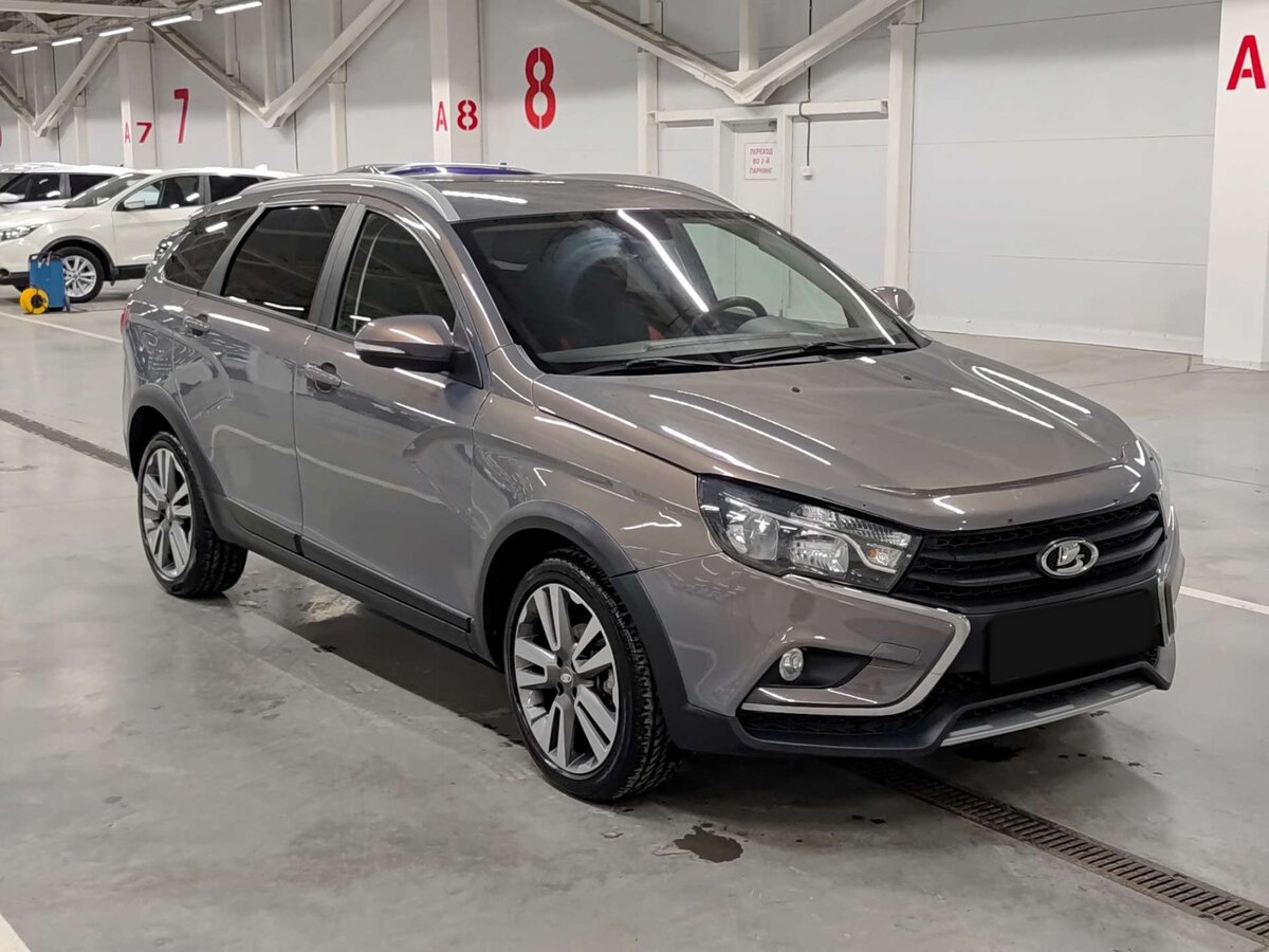 Купить Lada (ВАЗ) Vesta с пробегом. Фото: #2