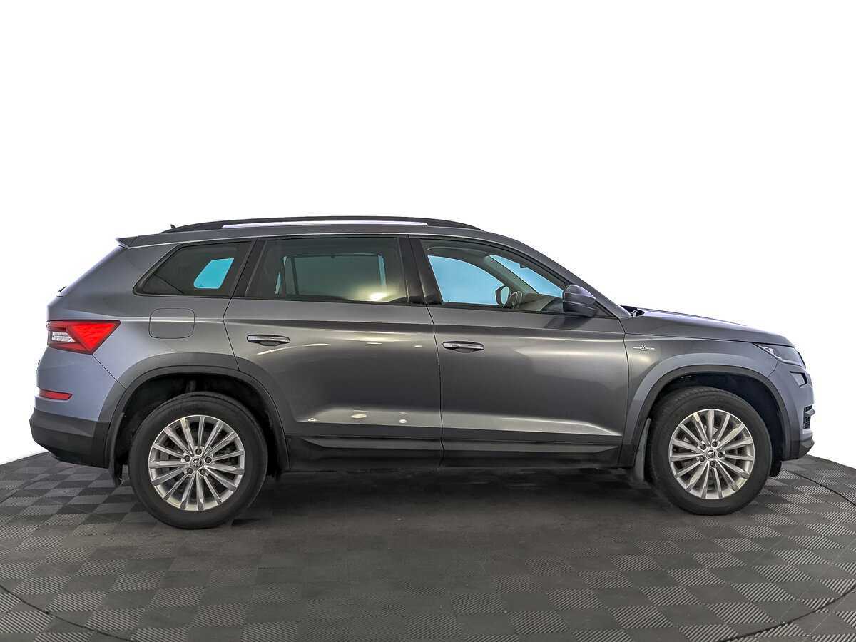 Купить Skoda Kodiaq с пробегом. Фото: #3