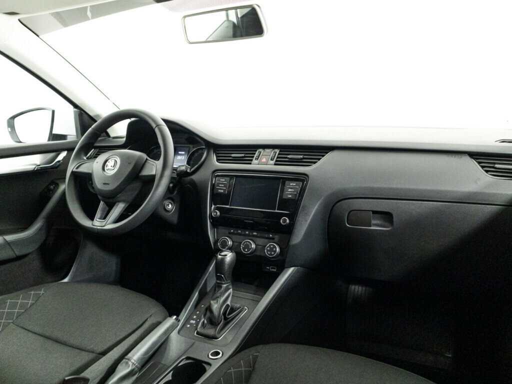 Купить Skoda Octavia с пробегом. Фото: #8
