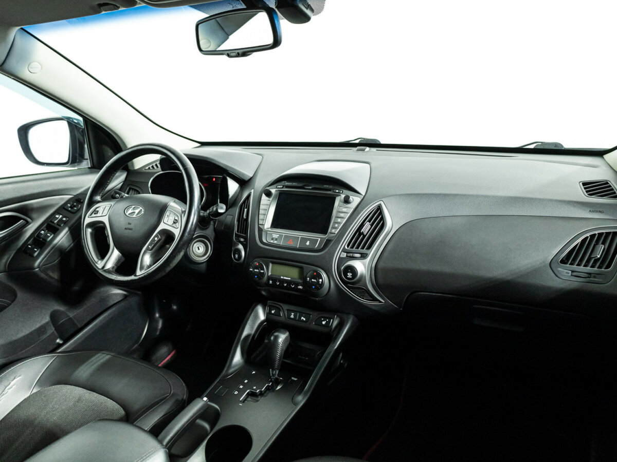 Купить Hyundai ix35 с пробегом. Фото: #8