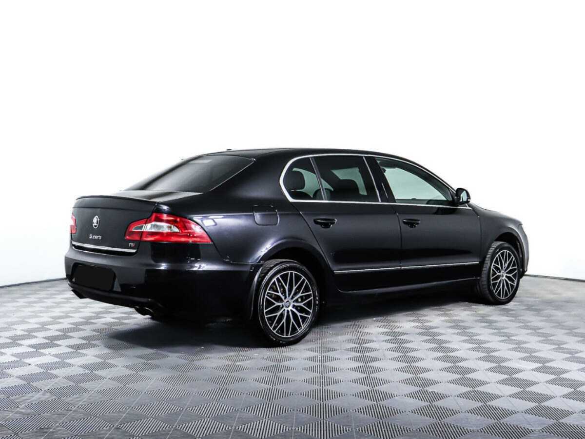 Купить Skoda Superb с пробегом. Фото: #4