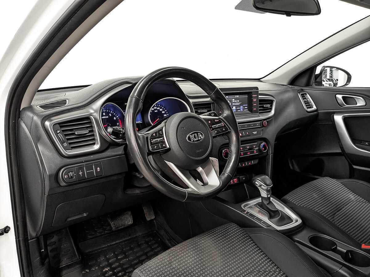 Купить Kia Ceed с пробегом. Фото: #12