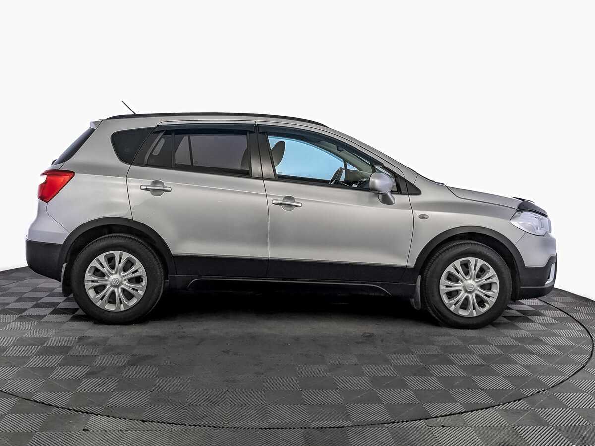Купить Suzuki SX4 с пробегом. Фото: #3