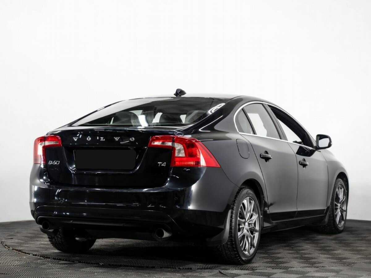 Купить Volvo S60 с пробегом. Фото: #3