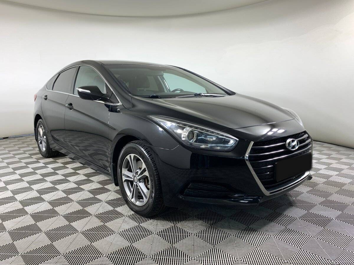 Купить Hyundai i40 с пробегом. Фото: #2