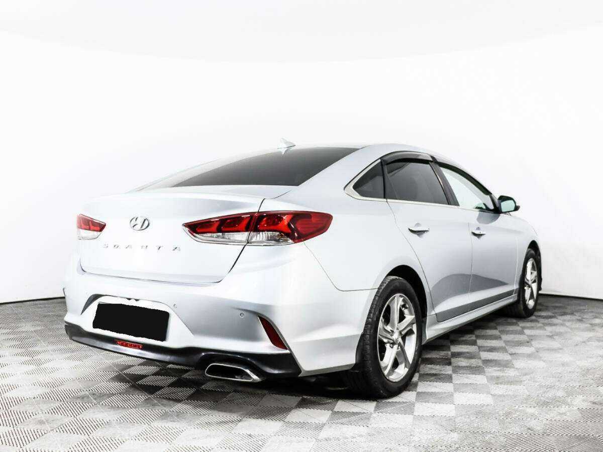 Купить Hyundai Sonata с пробегом. Фото: #4