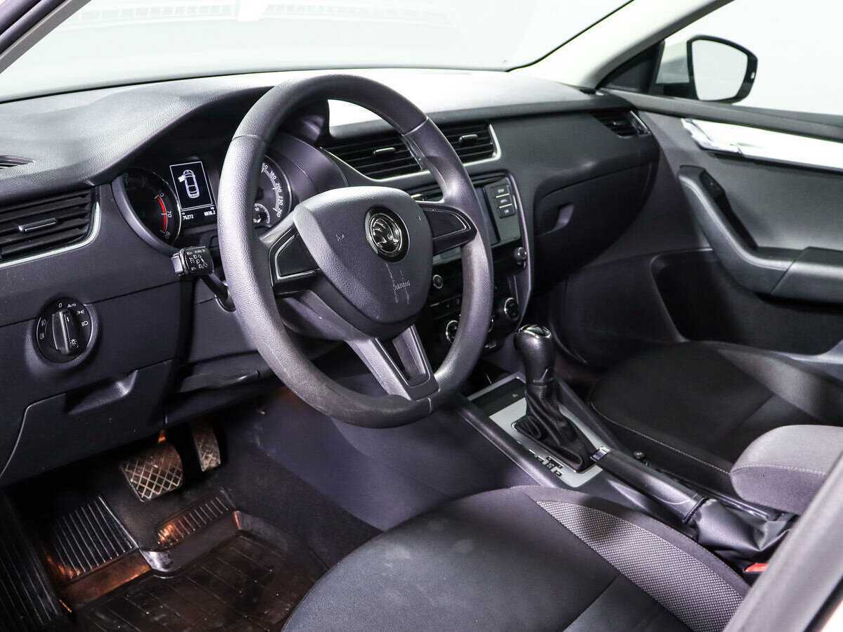 Купить Skoda Octavia с пробегом. Фото: #13