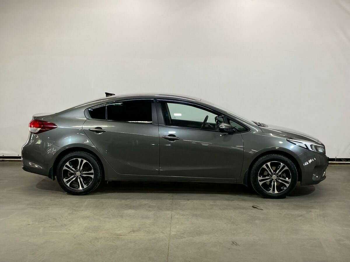 Купить Kia Cerato с пробегом. Фото: #3