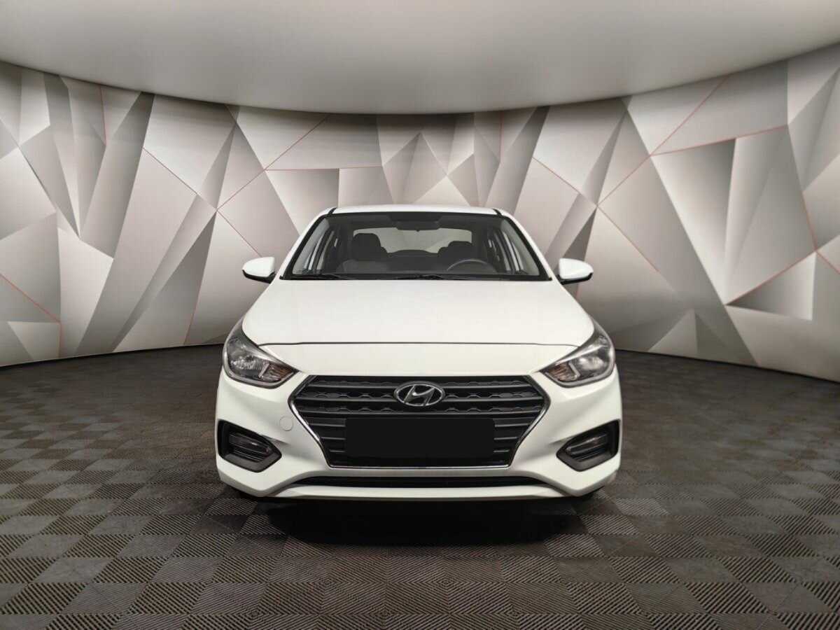 Купить Hyundai Solaris с пробегом. Фото: #6