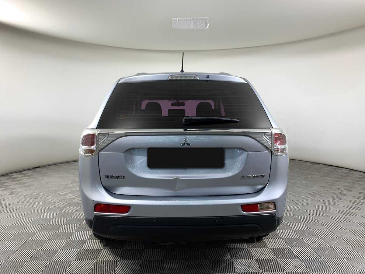 Купить Mitsubishi Outlander с пробегом. Фото: #5