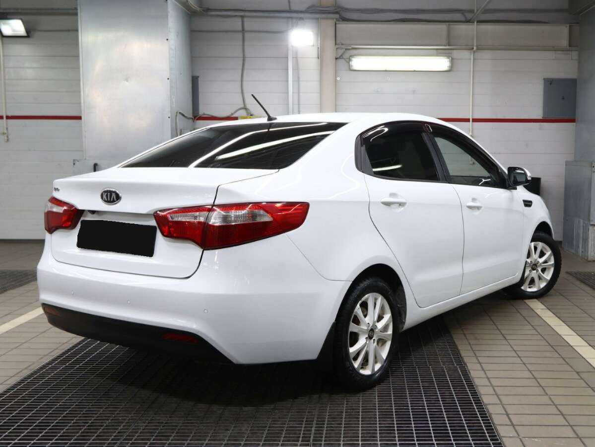Купить Kia Rio с пробегом. Фото: #2