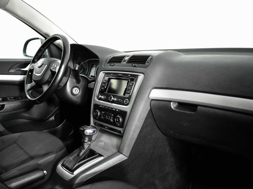 Купить Skoda Octavia с пробегом. Фото: #7