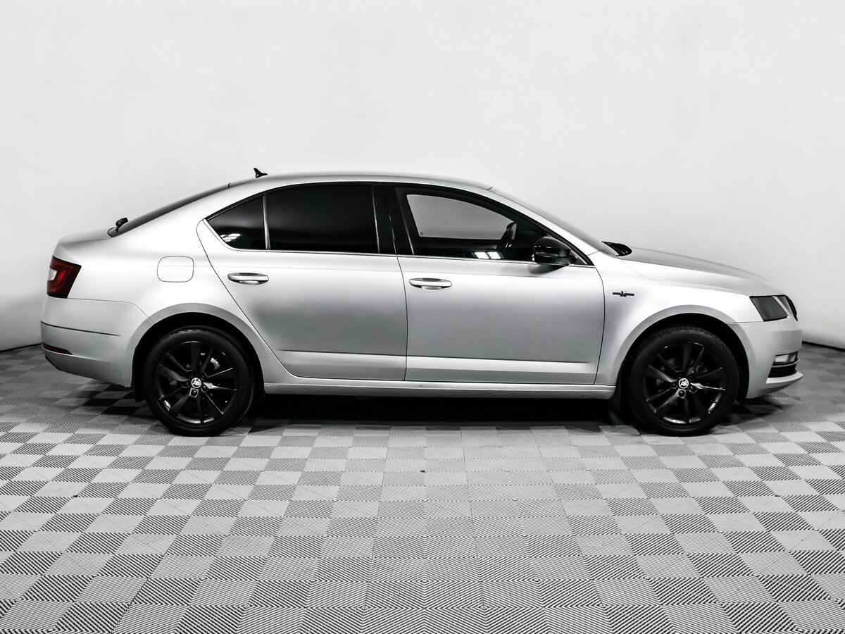 Купить Skoda Octavia с пробегом. Фото: #3