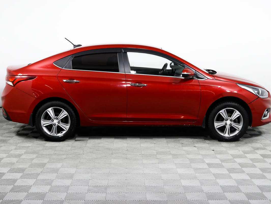 Купить Hyundai Solaris с пробегом. Фото: #3