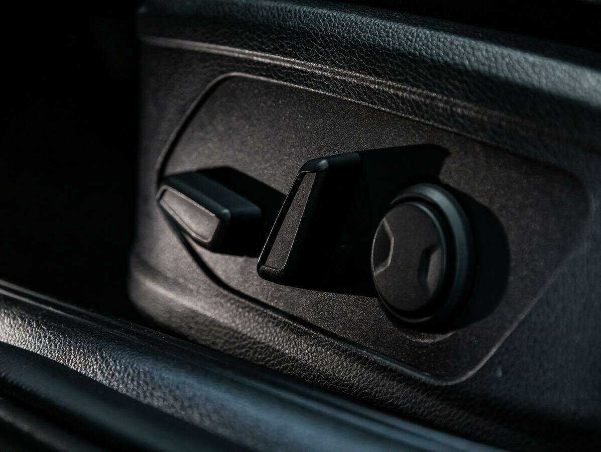 Купить Kia K5 с пробегом. Фото: #16