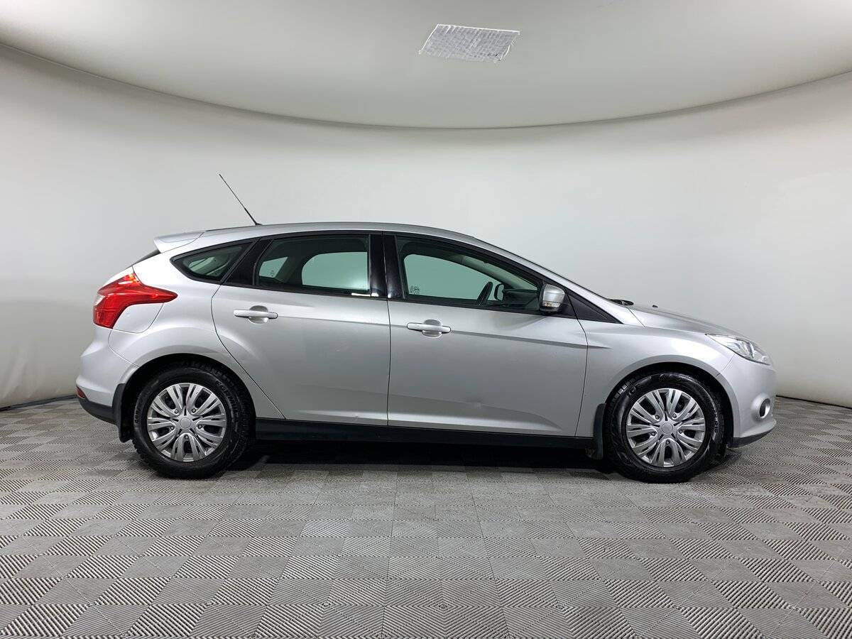 Купить Ford Focus с пробегом. Фото: #3