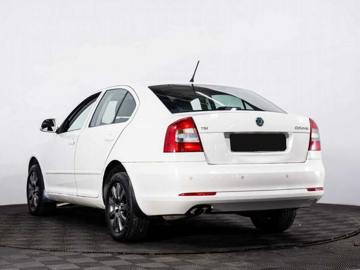 Купить Skoda Octavia с пробегом. Фото: #3