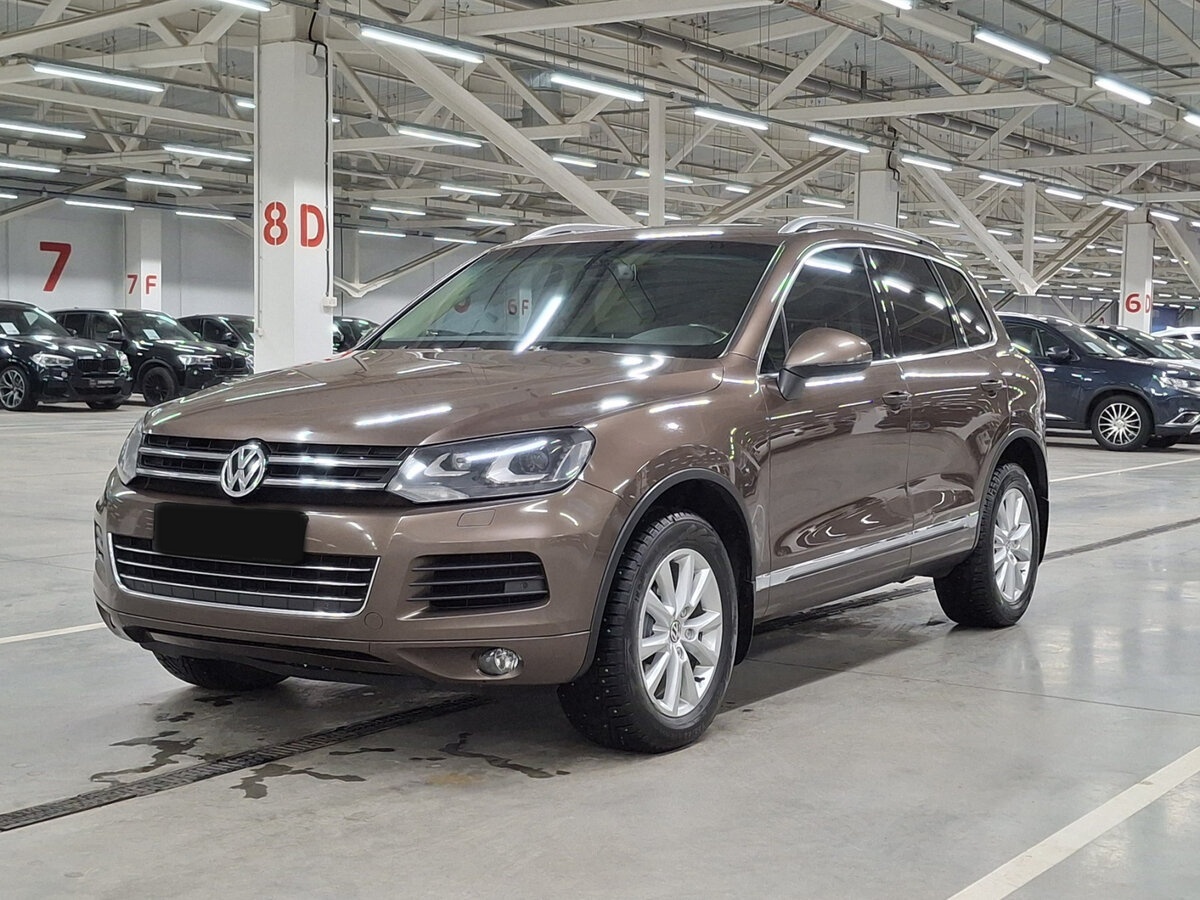Купить Volkswagen Touareg с пробегом. Посмотреть фото