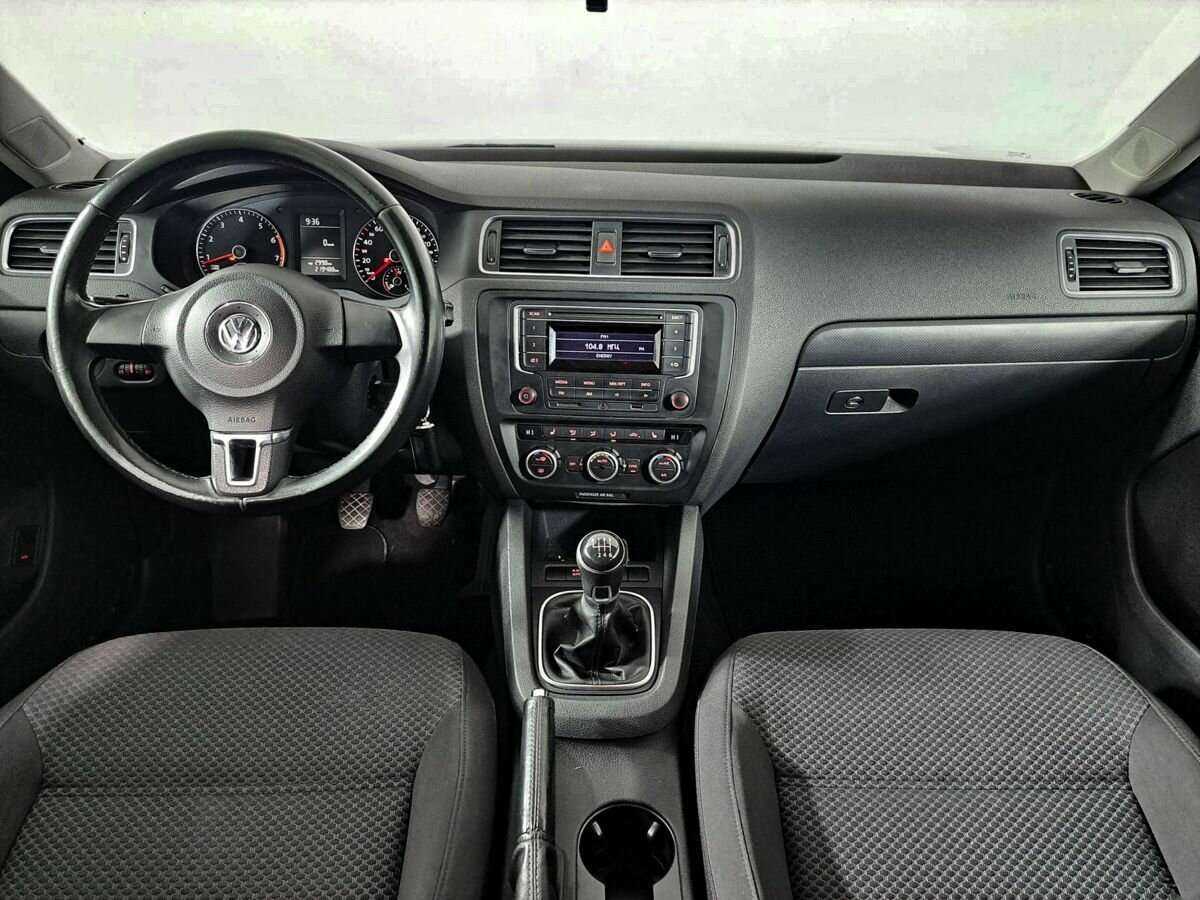 Купить Volkswagen Jetta с пробегом. Фото: #11