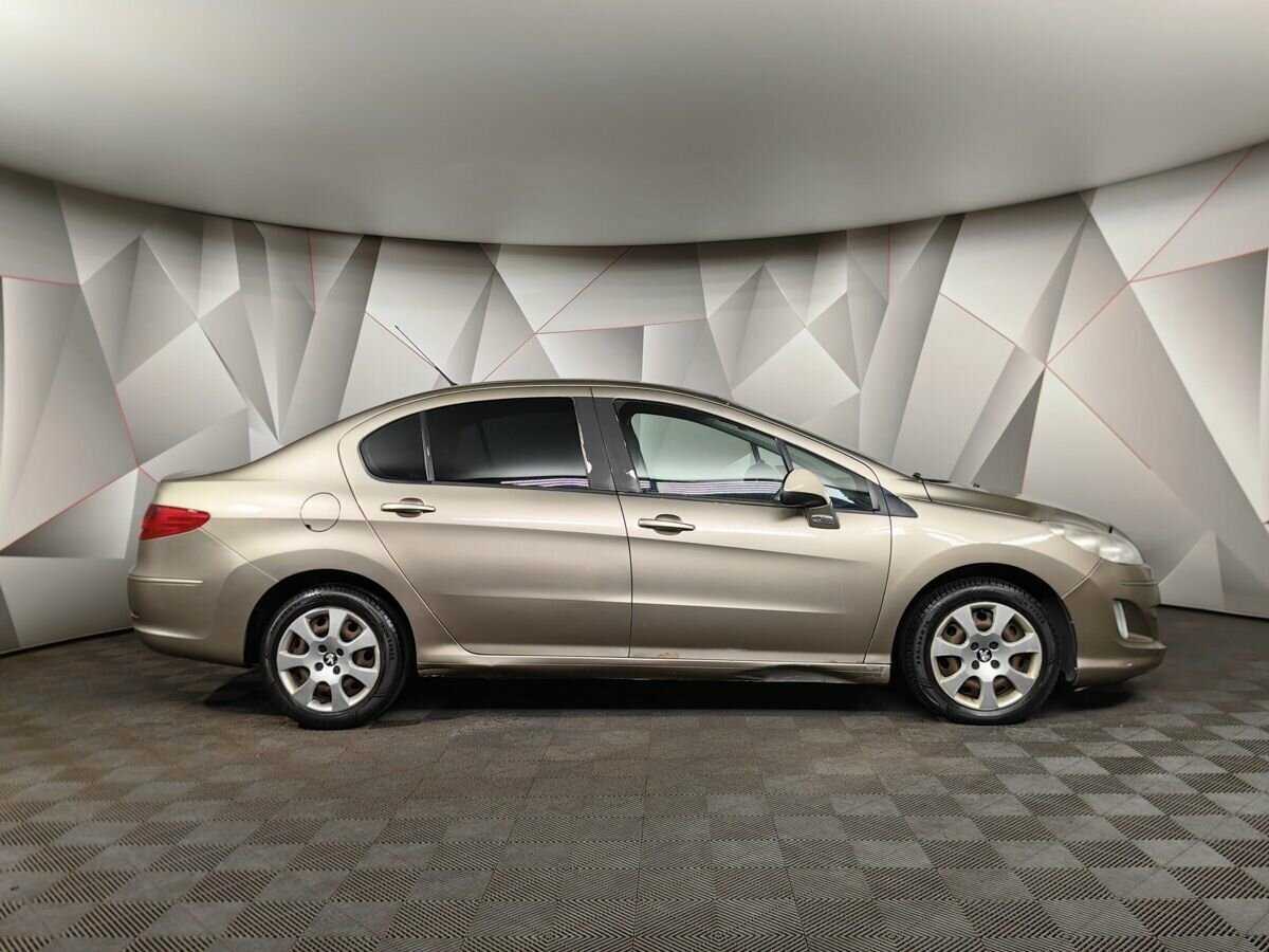 Купить Peugeot 408 с пробегом. Фото: #5