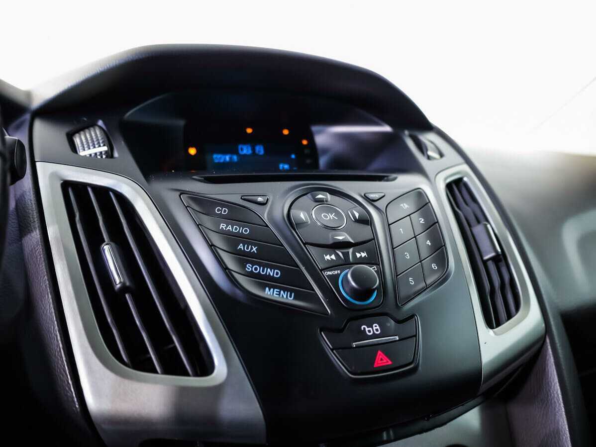 Купить Ford Focus с пробегом. Фото: #12