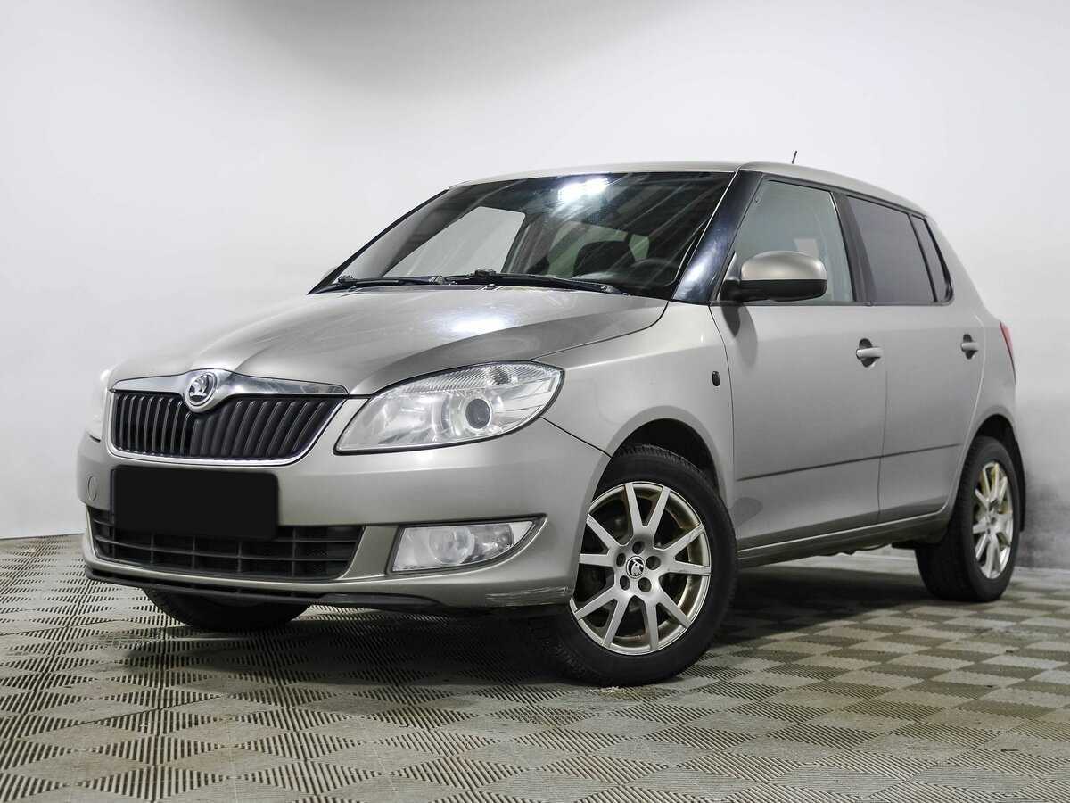 Купить Skoda Fabia с пробегом. Посмотреть фото