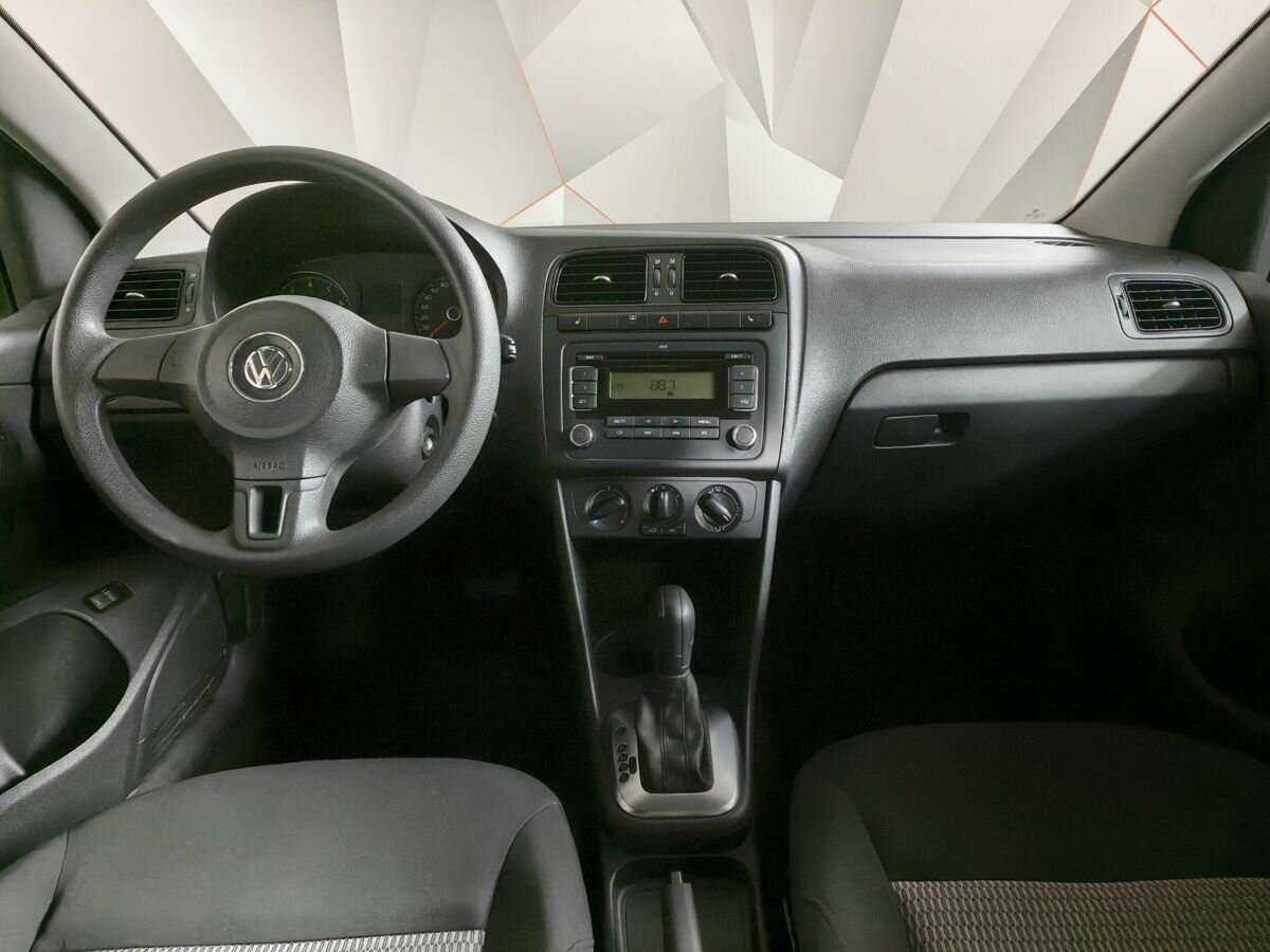 Купить Volkswagen Polo с пробегом. Фото: #9
