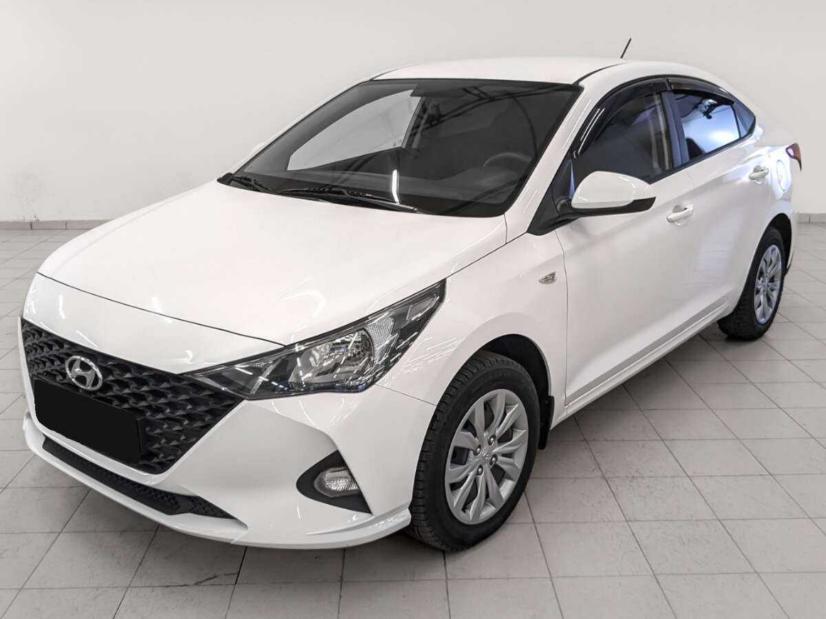 Купить Hyundai Solaris с пробегом. Посмотреть фото