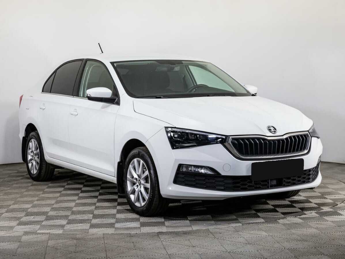 Купить Skoda Rapid с пробегом. Фото: #2