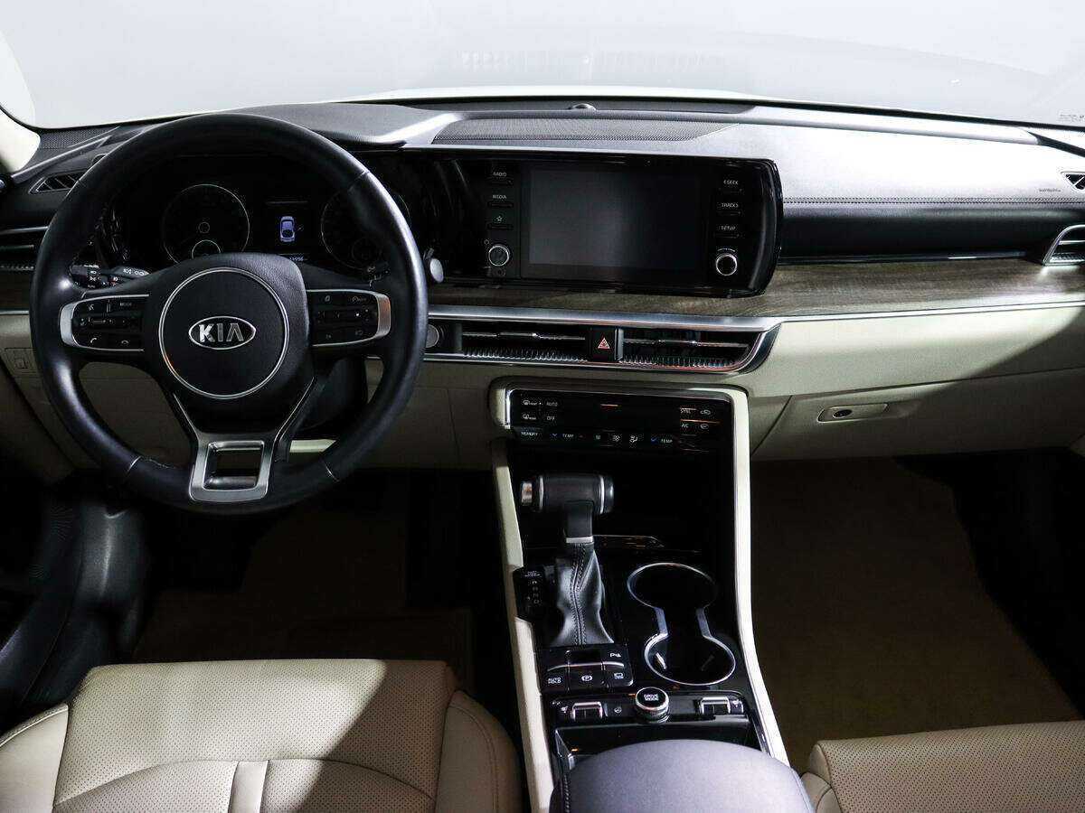 Купить Kia K5 с пробегом. Фото: #8