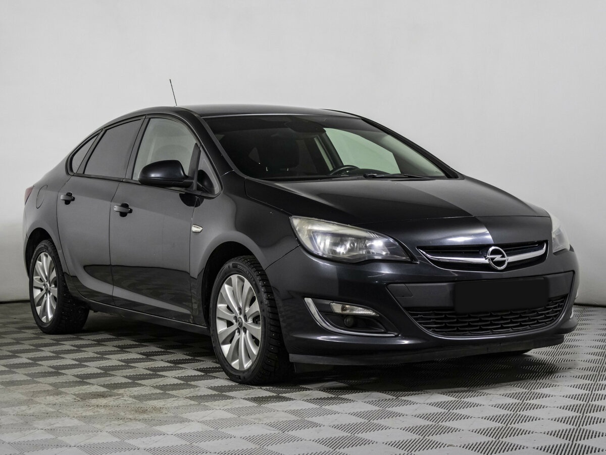 Купить Opel Astra с пробегом. Фото: #2