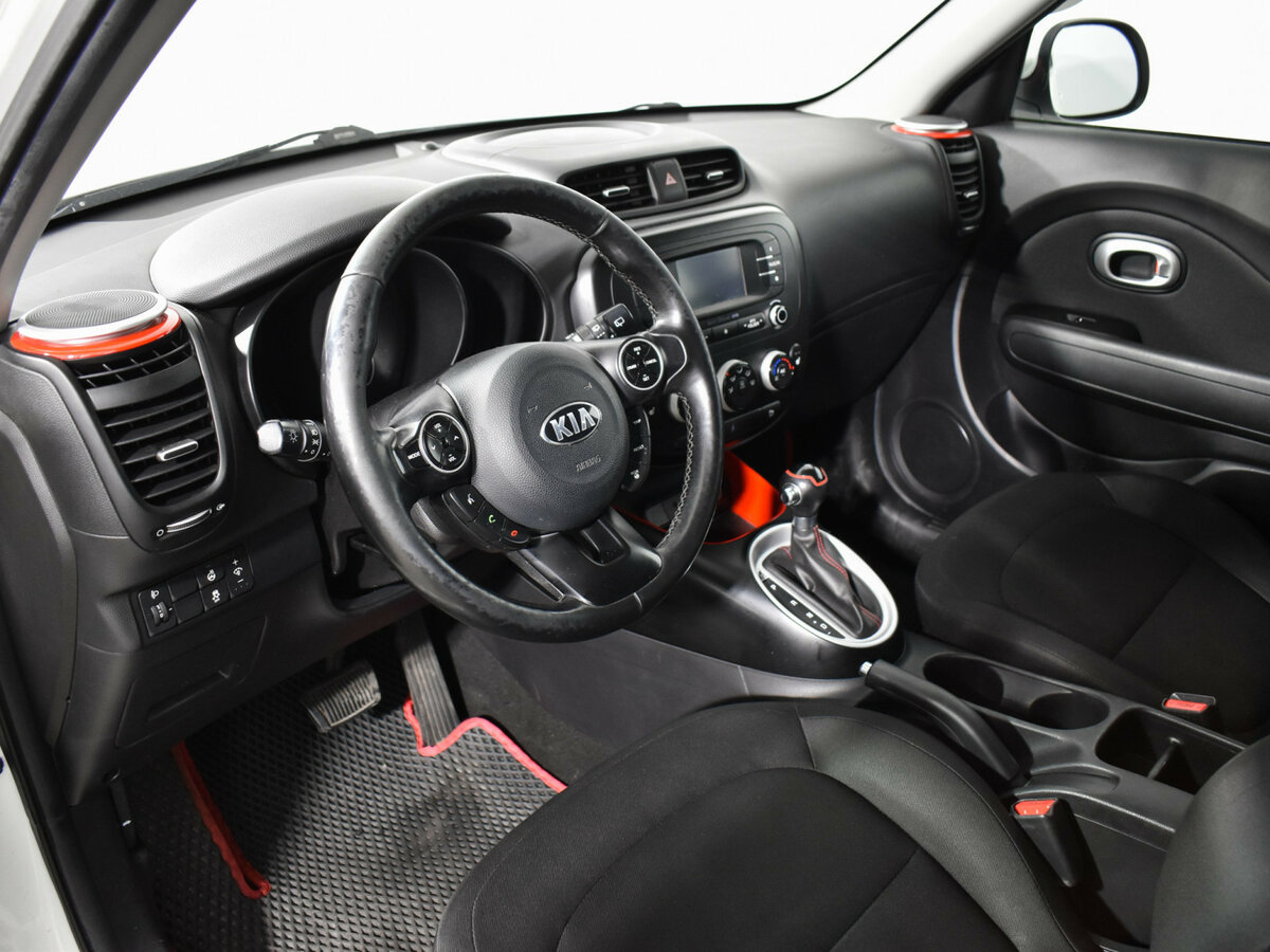 Купить Kia Soul с пробегом. Фото: #8