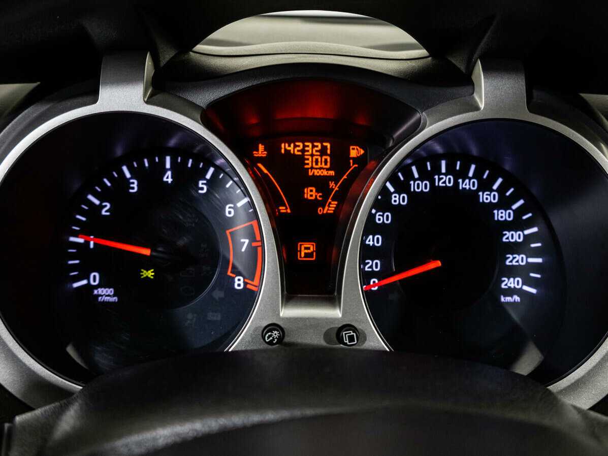 Купить Nissan Juke с пробегом. Фото: #10