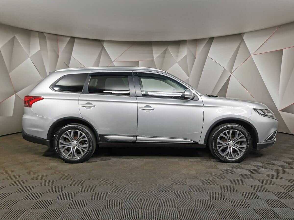 Купить Mitsubishi Outlander с пробегом. Фото: #5