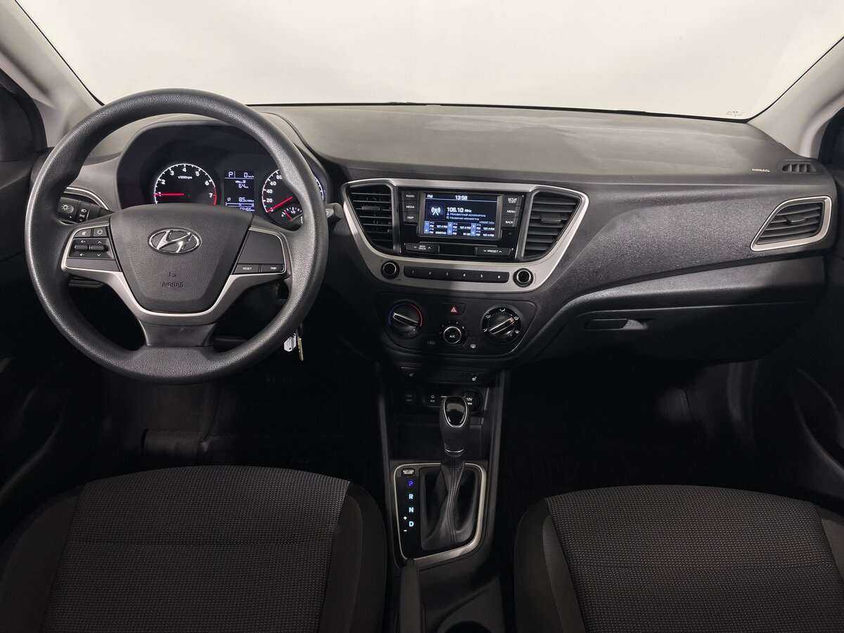 Купить Hyundai Solaris с пробегом. Фото: #9