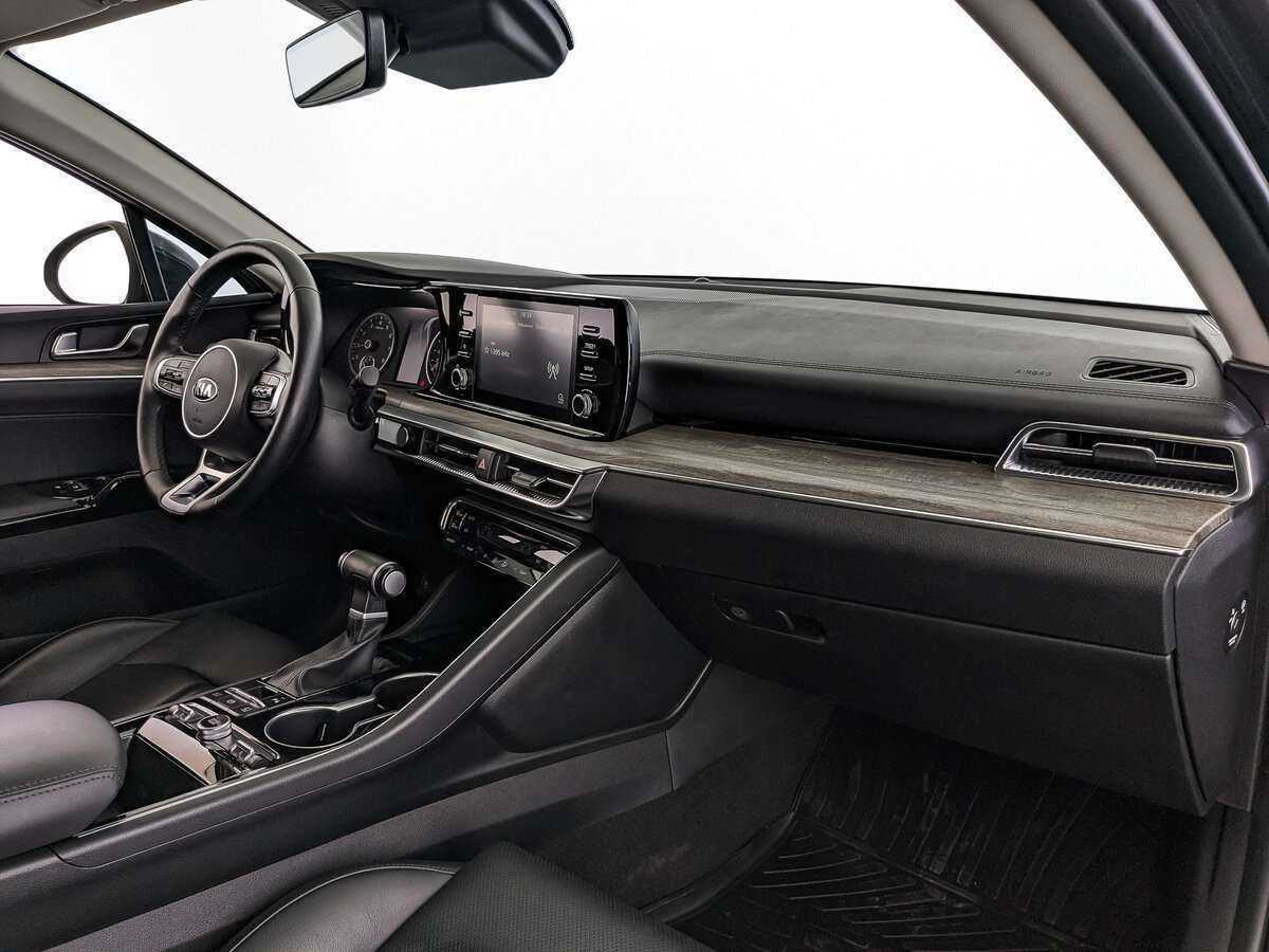 Купить Kia K5 с пробегом. Фото: #8