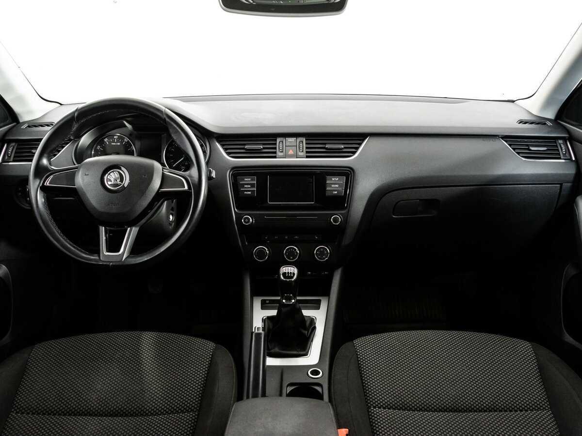 Купить Skoda Octavia с пробегом. Фото: #7