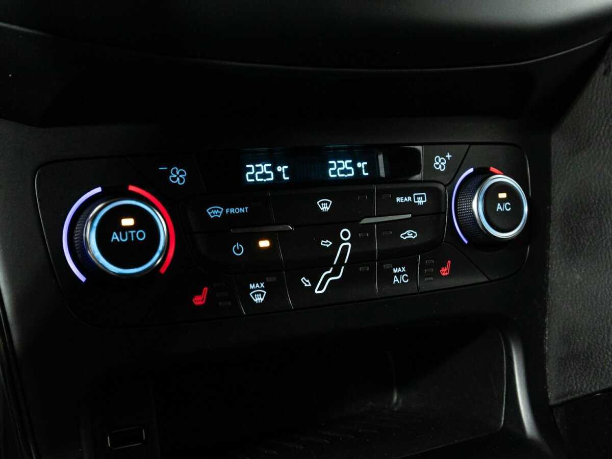 Купить Ford Focus с пробегом. Фото: #15