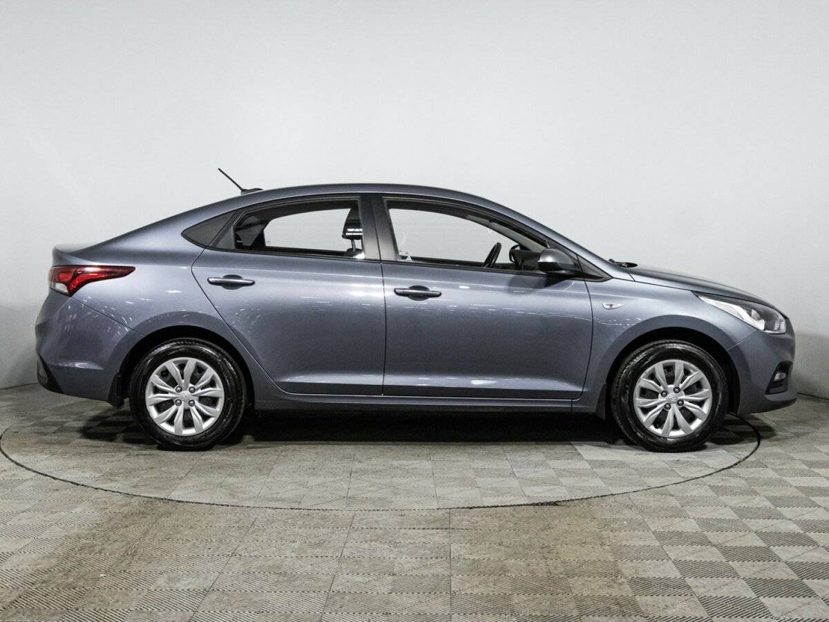 Купить Hyundai Solaris с пробегом. Фото: #3