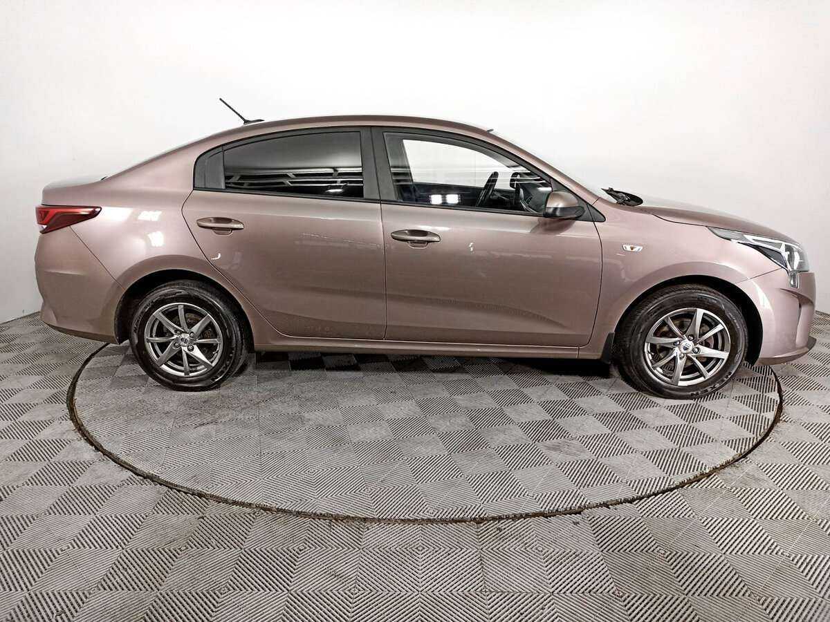 Купить Kia Rio с пробегом. Фото: #3