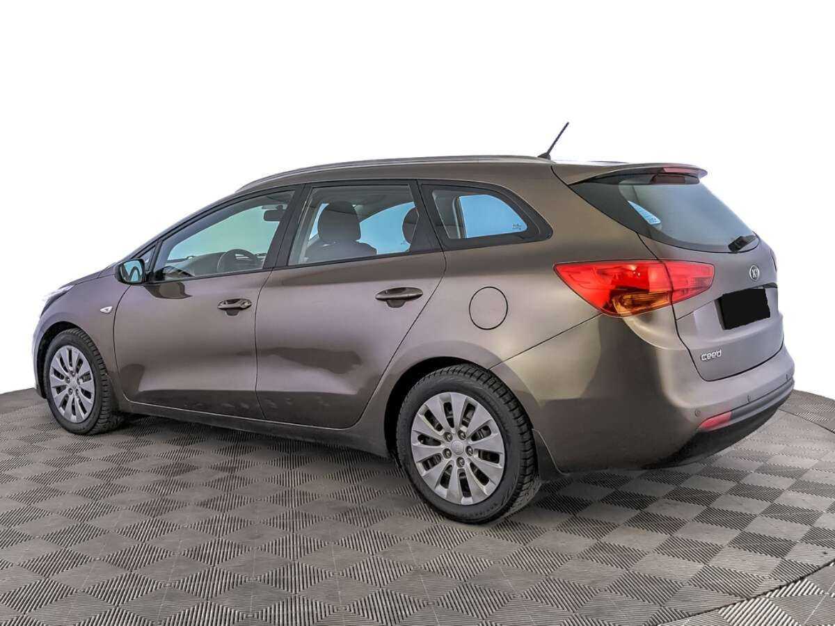 Купить Kia Ceed с пробегом. Фото: #6