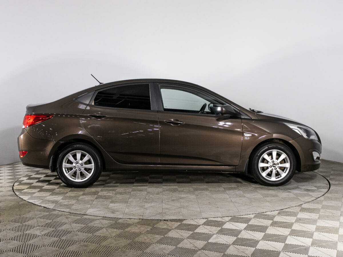 Купить Hyundai Solaris с пробегом. Фото: #3
