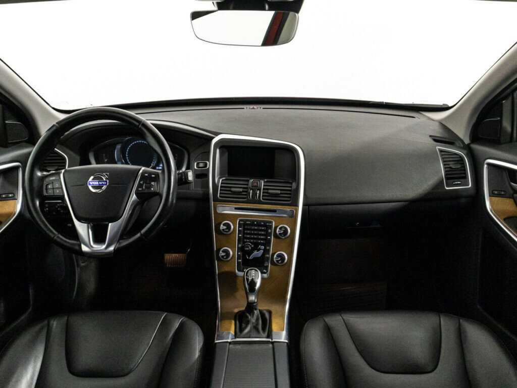 Купить Volvo XC60 с пробегом. Фото: #12