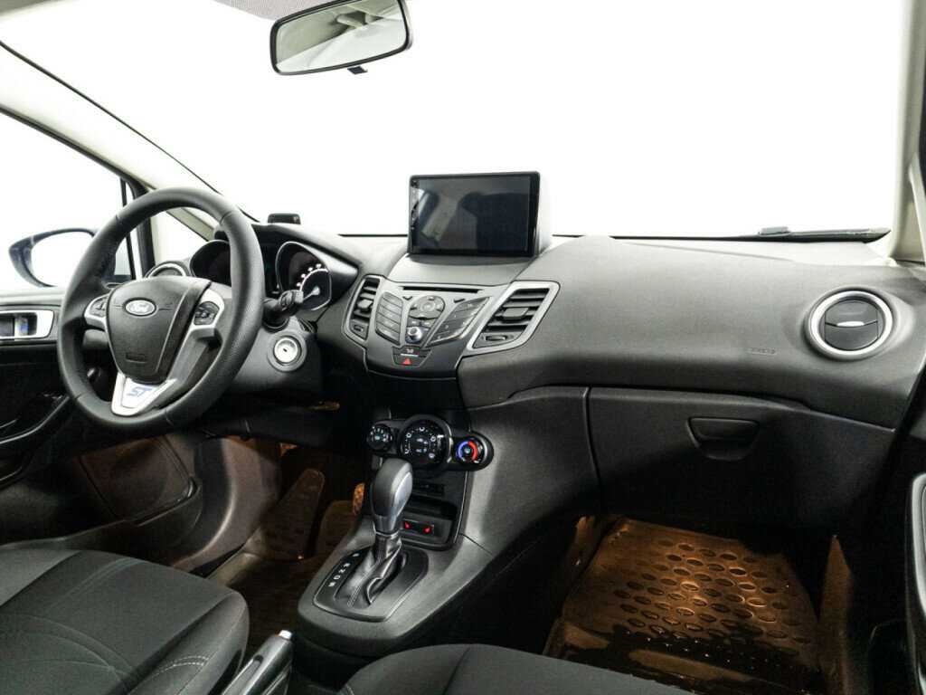 Купить Ford Fiesta с пробегом. Фото: #8