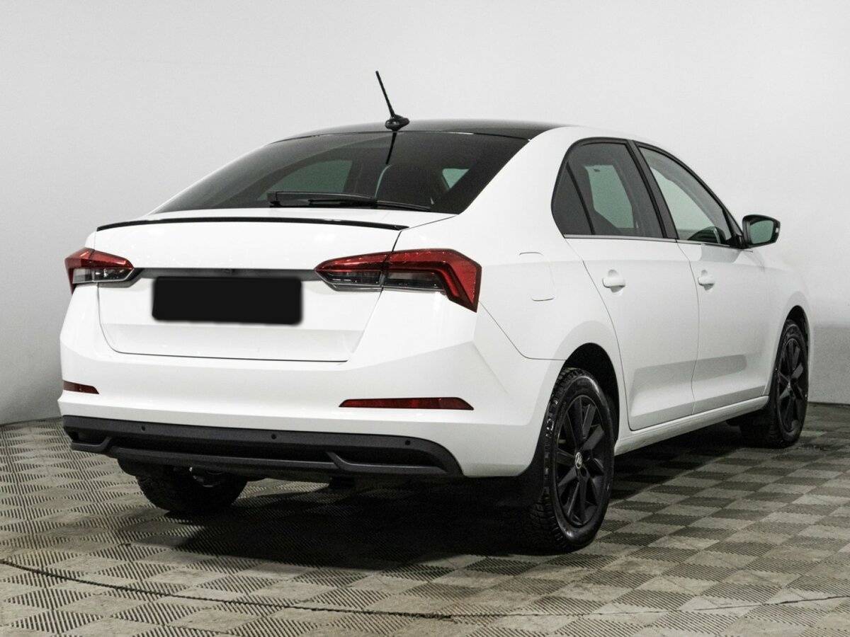 Купить Skoda Rapid с пробегом. Фото: #4