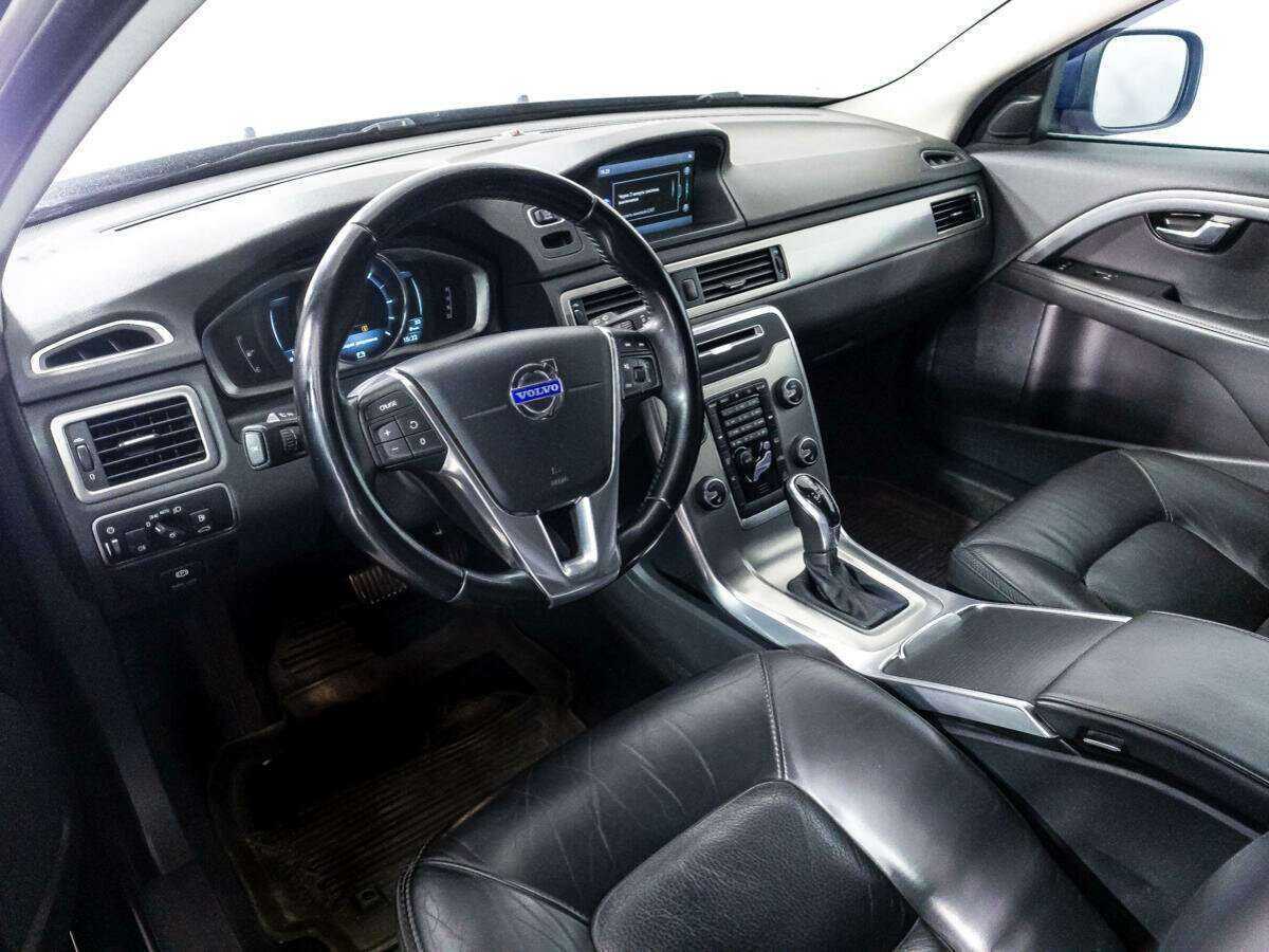 Купить Volvo XC70 с пробегом. Фото: #10