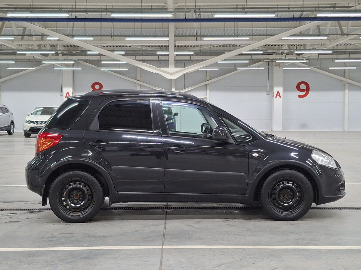 Купить Suzuki SX4 с пробегом. Фото: #3