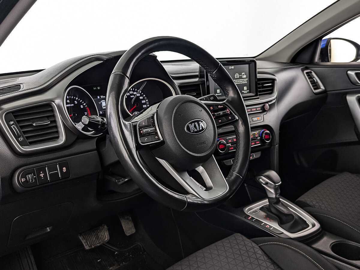 Купить Kia Ceed с пробегом. Фото: #15