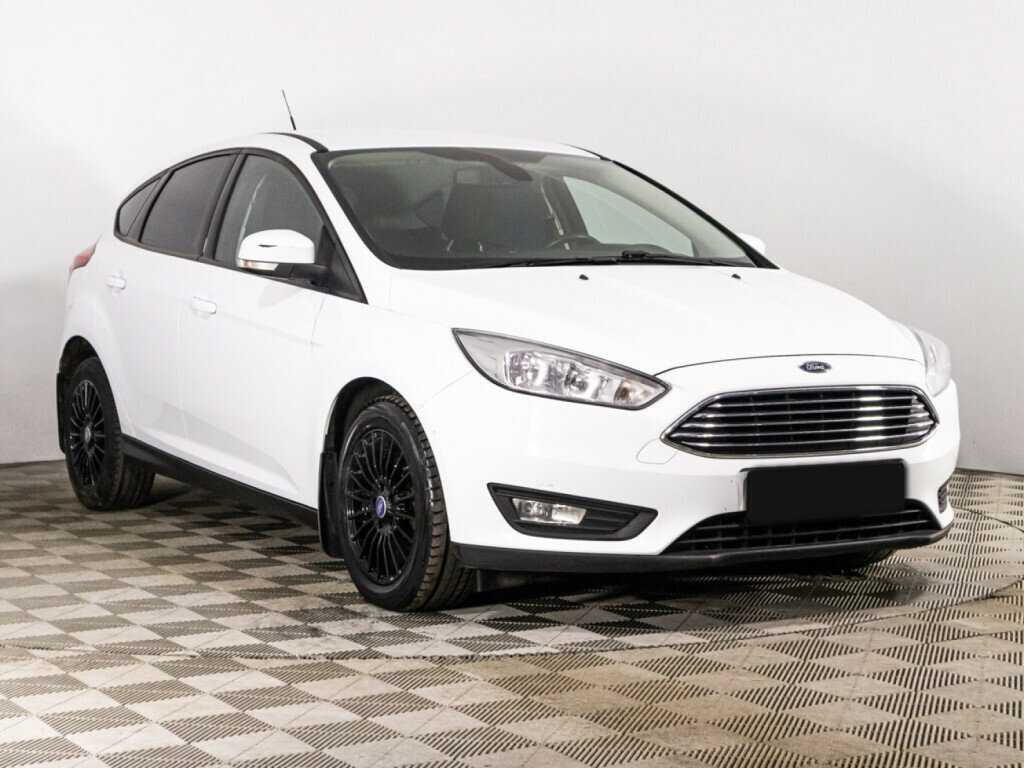 Купить Ford Focus с пробегом. Фото: #2
