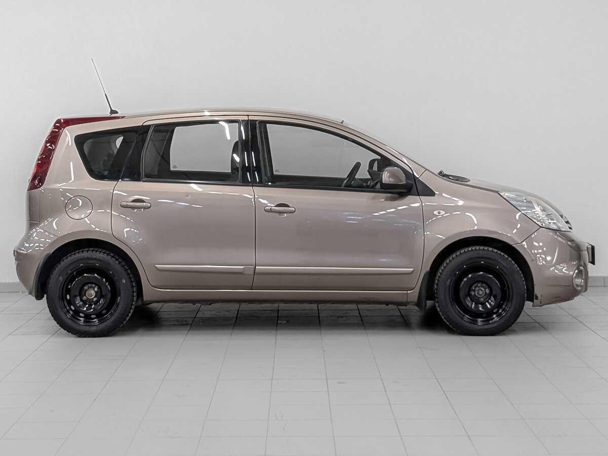 Купить Nissan Note с пробегом. Фото: #3